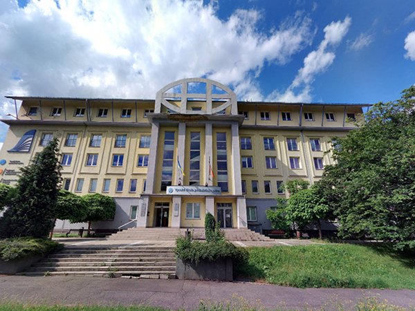 BUDOVA_VS_143173